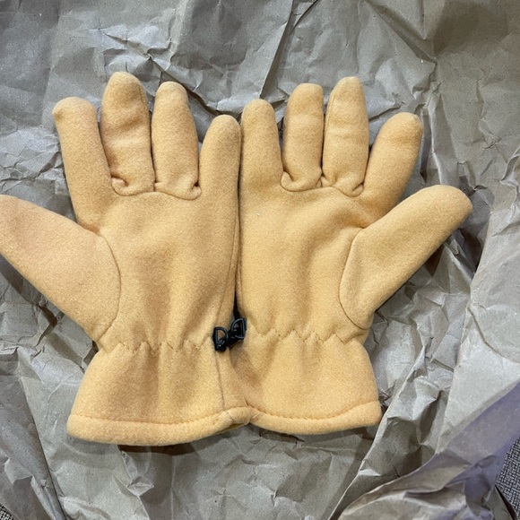 Gloves 🫎 warm nwt thick and lined beautifully printed gloves! - Picture 3 of 5